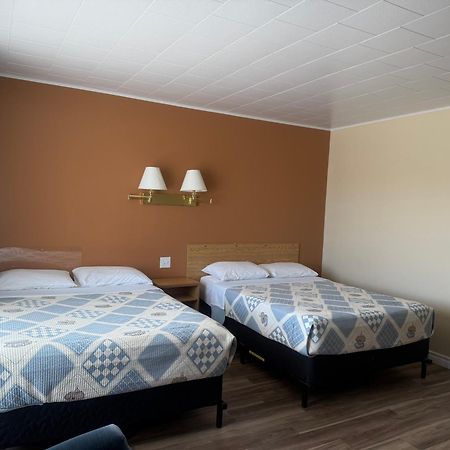 Le Campagnard Hotel Matane Bagian luar foto