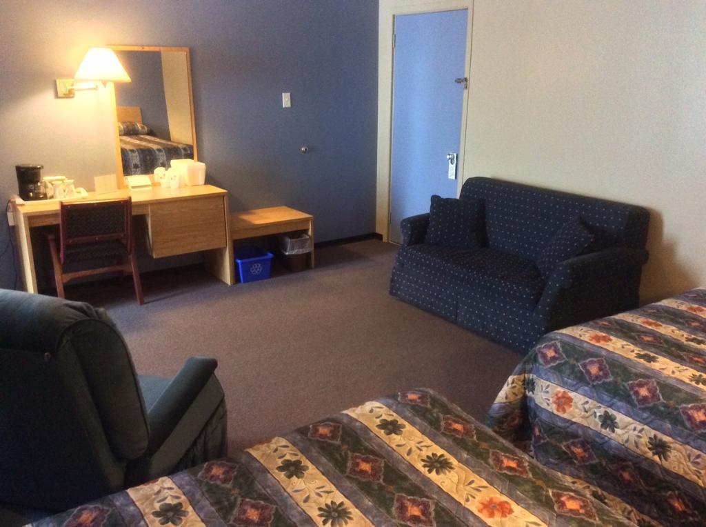 Le Campagnard Hotel Matane Bagian luar foto