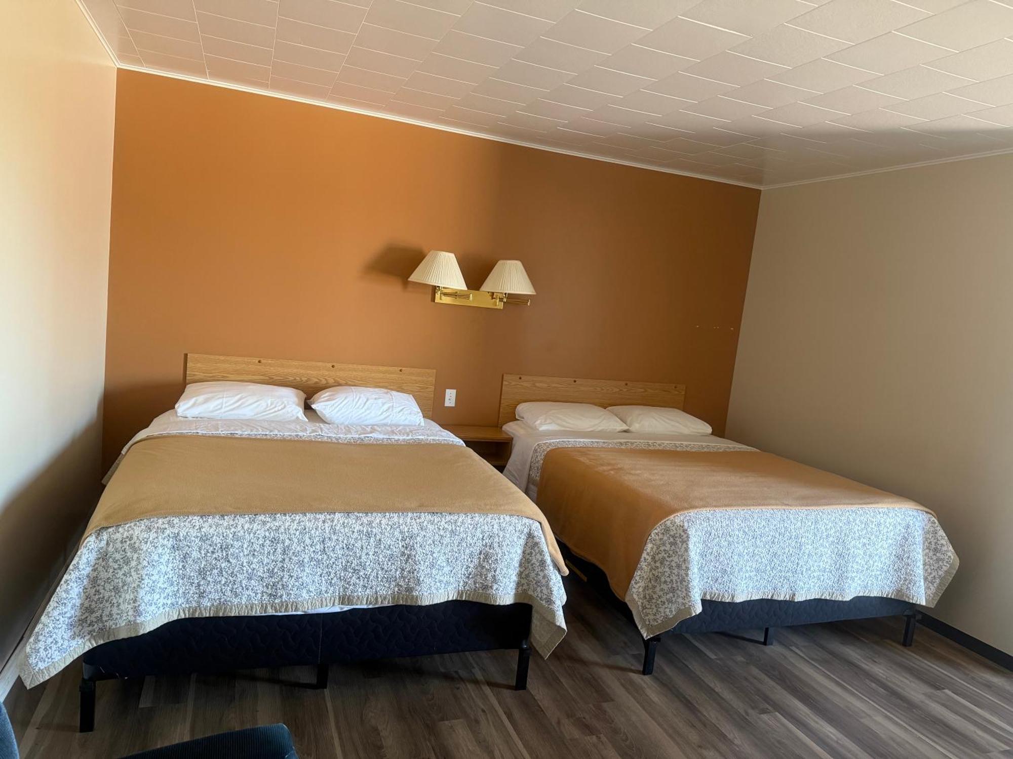 Le Campagnard Hotel Matane Bagian luar foto
