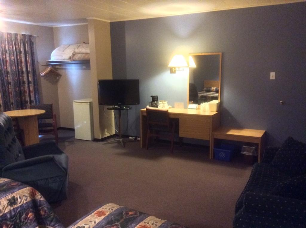 Le Campagnard Hotel Matane Bagian luar foto